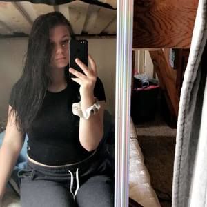 Meet your Posher, Abigail